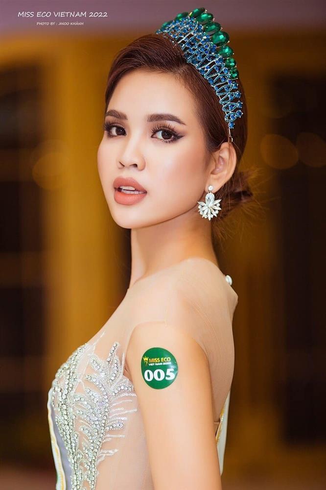 Vương miện Miss Eco Vietnam 2022 bị nghi hàng chợ giá 600 nghìn-4