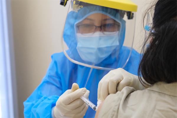 Thêm 16.715 ca Covid-19, Hà Nội nhiều nhất, tiếp theo là Đà Nẵng-2