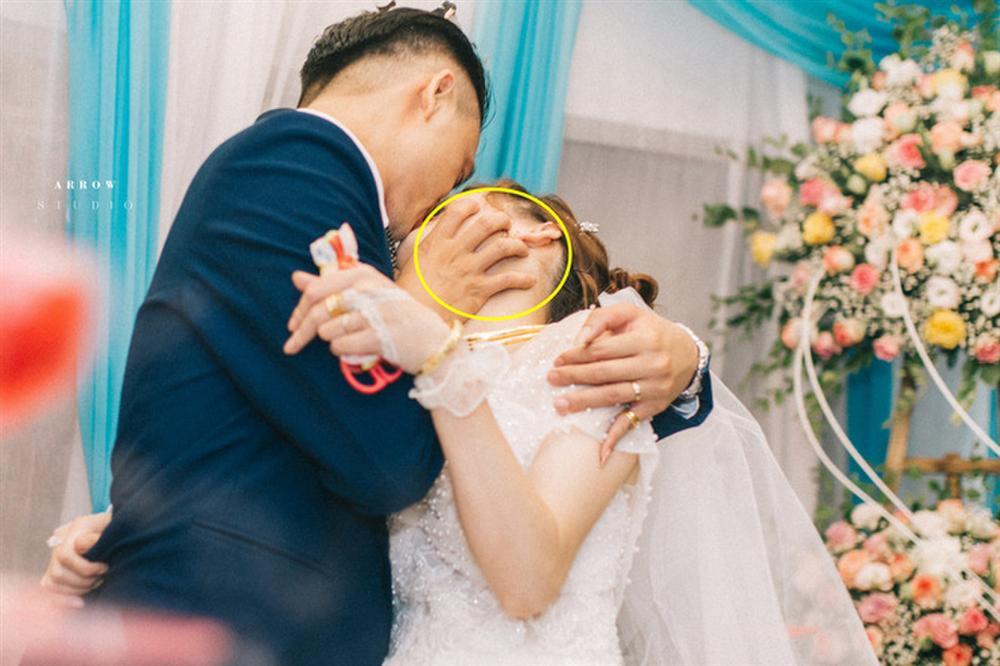 Vạn tình huống oái oăm chẳng ai ngờ sẽ xảy ra trong đám cưới-4