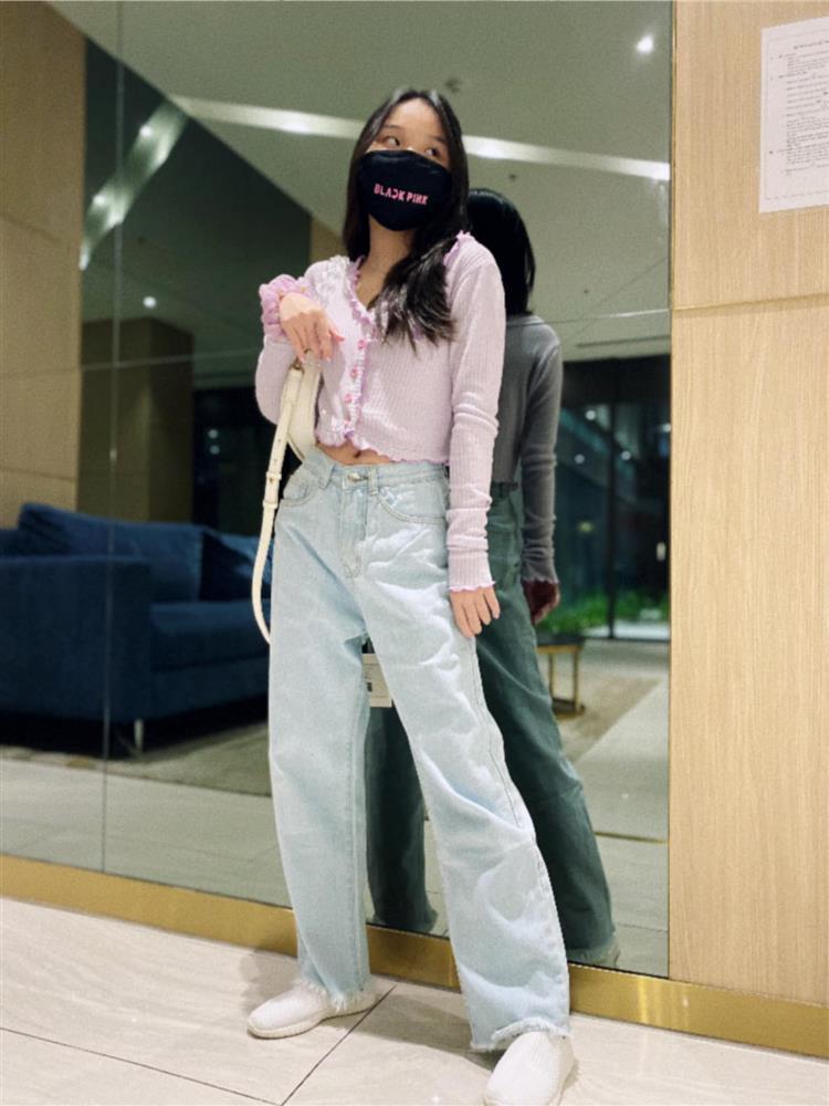 Con gái Thành Trung và vợ cũ trổ mã như thiếu nữ ở tuổi 12-1