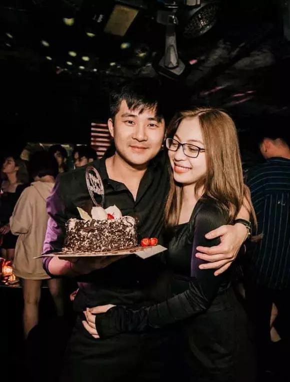 Đường tình đào hoa Nhật Lê: Yêu toàn thiếu gia, trai đẹp-1