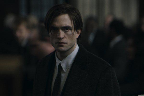 Robert Pattinson và dàn sao khủng quy tụ trong bom tấn The Batman-7