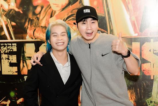 Karik tiếp tục 'thiên vị' học trò, khen phim đầu tay của Seachains hoàn hảo