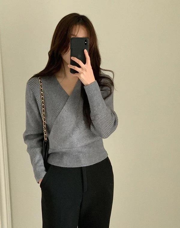 Mẫu áo len hot trend được săn lùng ráo riết dịp Tết năm nay-6