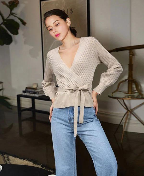 Mẫu áo len hot trend được săn lùng ráo riết dịp Tết năm nay-7