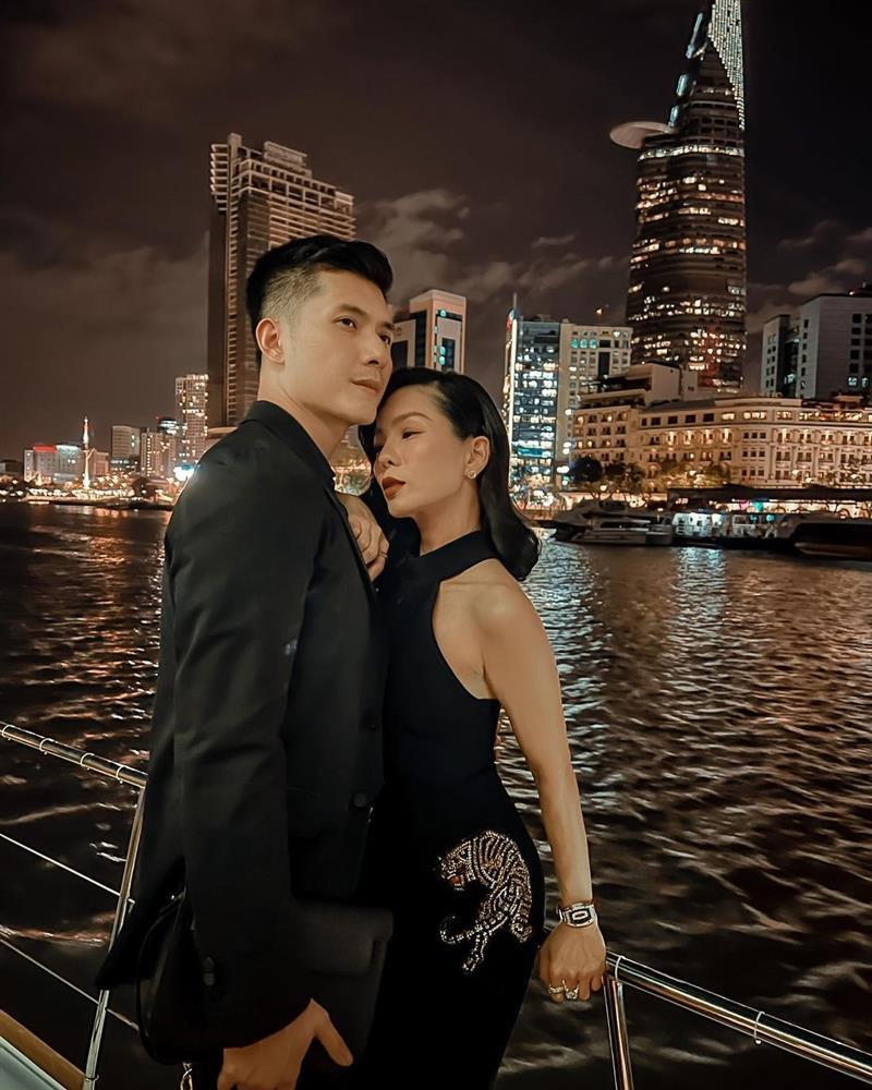 Tình trẻ Lệ Quyên lộ quá khứ kém bảnh, trông như ông chú-1