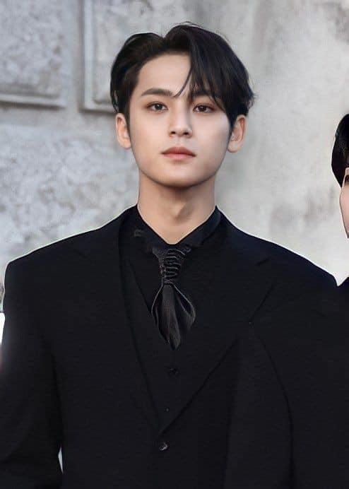 Tử vi hàng ngày 12 con giáp Chủ nhật 23/1/2022: Tý chôn quá khứ-3