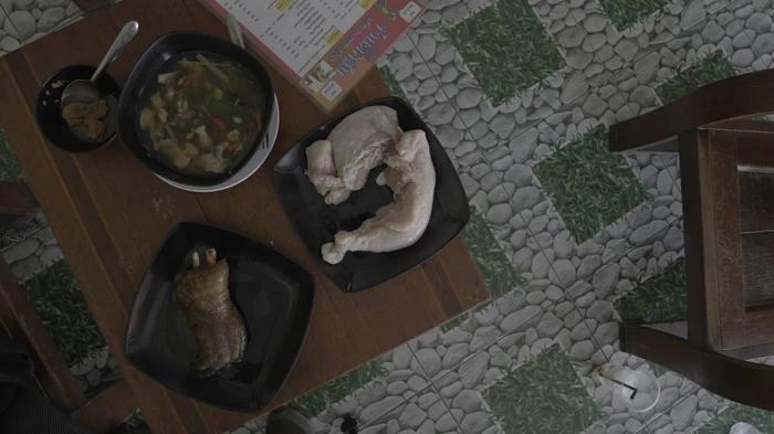 Giá thịt lợn tăng kỷ lục, dân Thái Lan đổ xô tìm mua thịt cá sấu-3