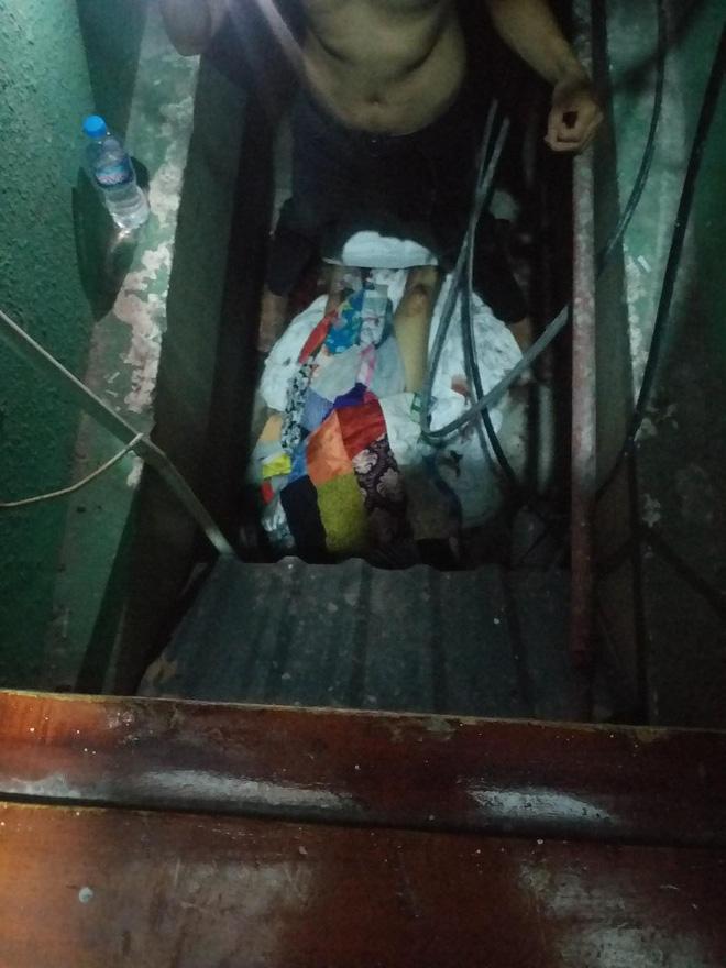 Thang máy khách sạn rơi từ tầng 4 xuống hầm, 1 cô gái thương nặng-2