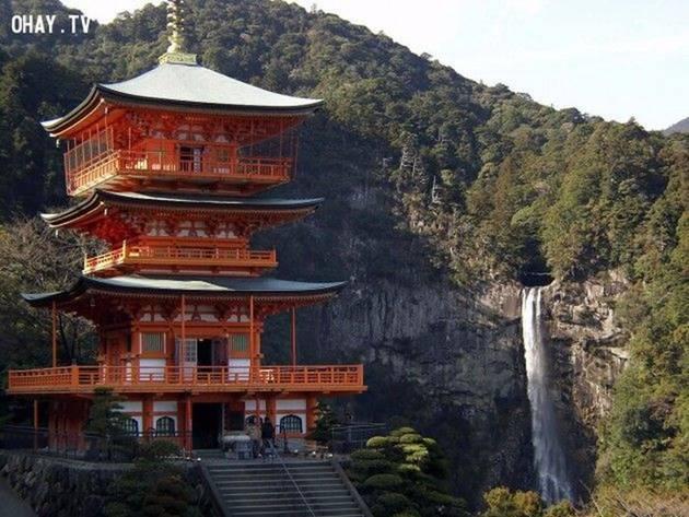 6 nơi trên thế giới cấm phụ nữ đặt chân vào-4