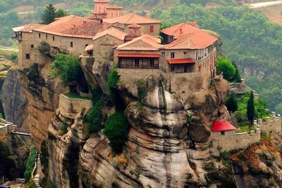 6 nơi trên thế giới cấm phụ nữ đặt chân vào