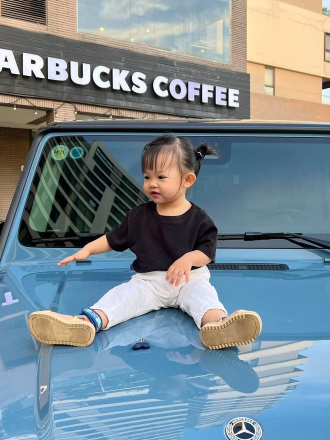 Tiểu thư nhà Đông Nhi nhập đường đua siêu xe, quyền lực át bố-11