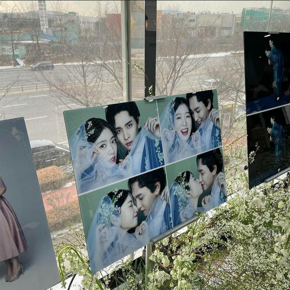 Lee Min Ho đến đám cưới tình cũ Park Shin Hye, nói câu hết hồn-8