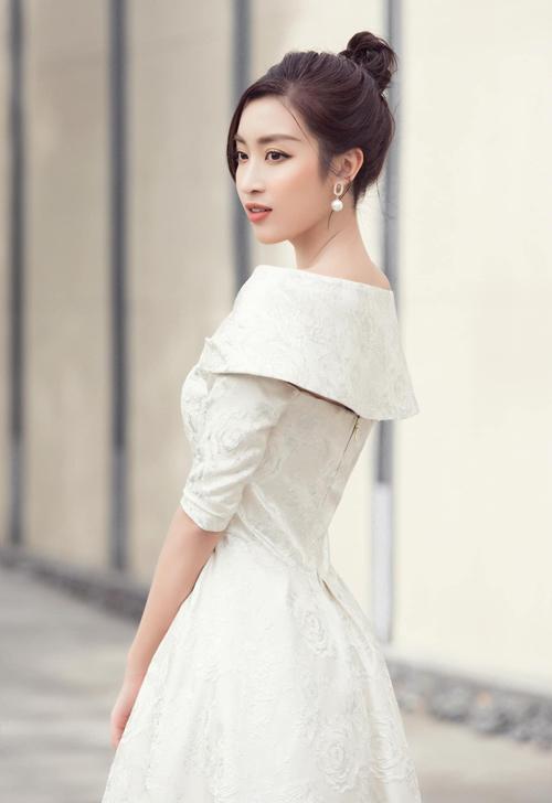 Đỗ Mỹ Linh sang chảnh dát hàng hiệu tiền tỷ từ hồi yêu thiếu gia-5