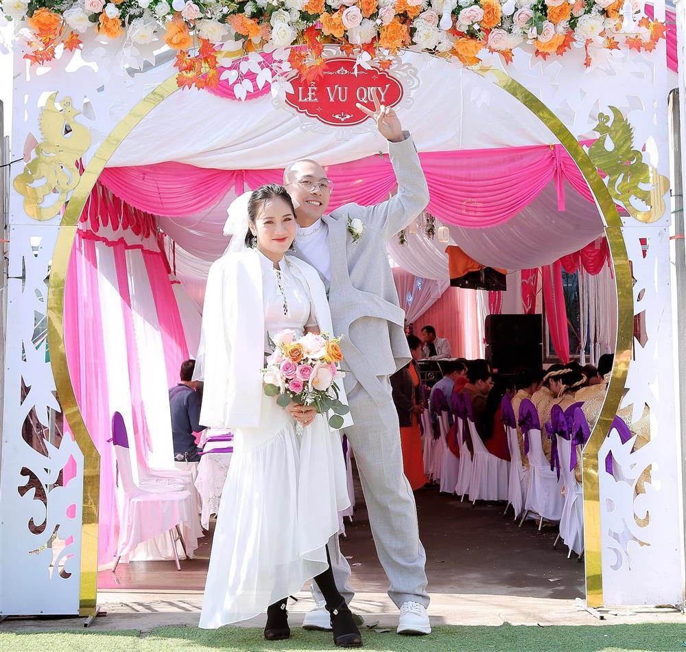 Phạm Lịch đột ngột khoe ảnh cưới chồng, xin lỗi vì gói gọn-2