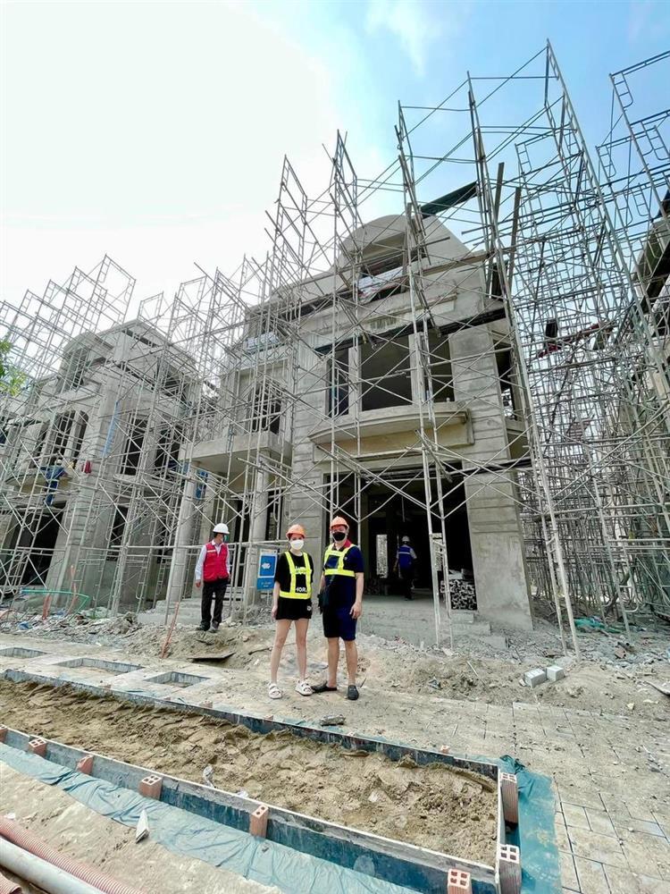 Vợ chồng Đoàn Di Băng tậu 3 biệt thự, mục đích dùng gây choáng-2