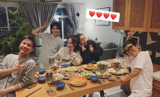 Loạt dấu hiệu nhạc sĩ Phương Uyên đang hẹn hò ca sĩ Thanh Hà?-4