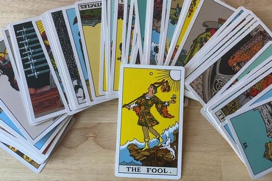 Bói bài Tarot Chủ nhật ngày 23/1/2022: Cả tình bạn và tình yêu đều dễ toang