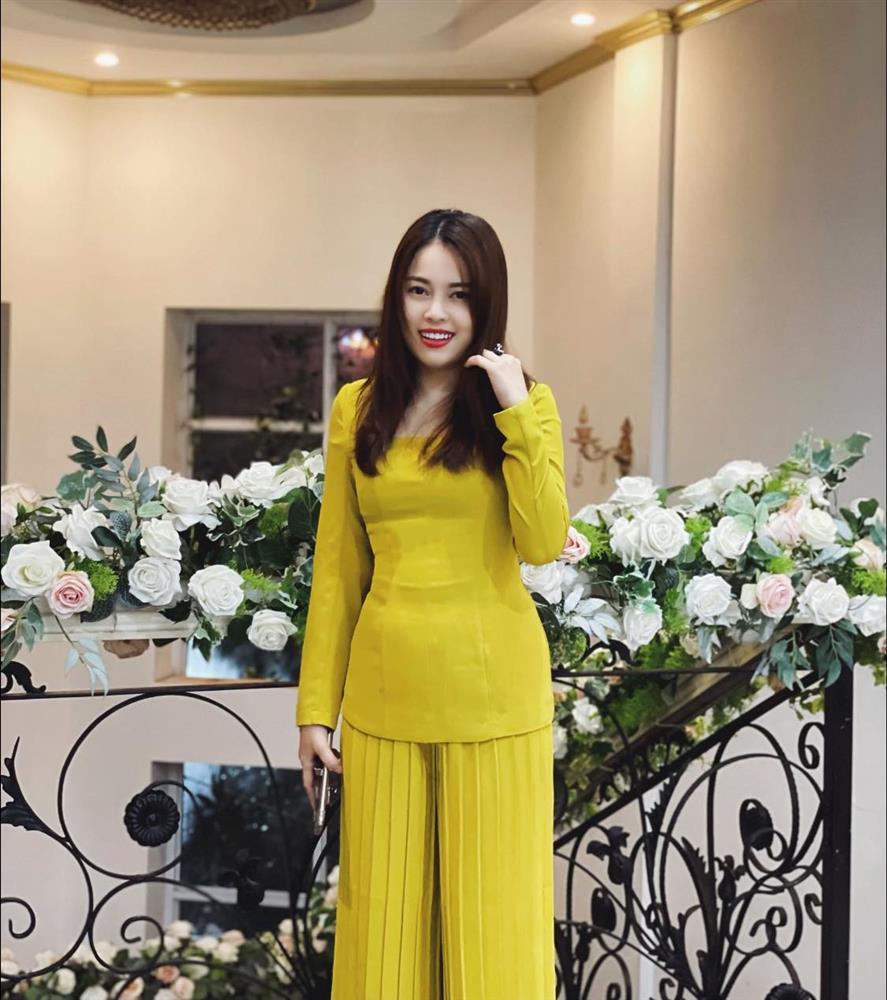 Hằng Túi thưởng Tết to nhân viên, hứa không chửa đẻ-2