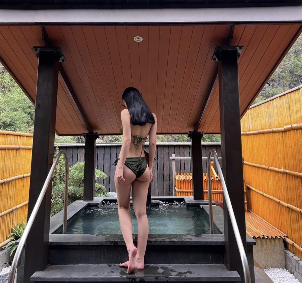 Jun Vũ xả ảnh zoom thẳng vòng 3 nhưng che vội vì quá hở-11