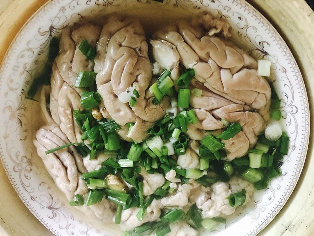 Bộ phận chứa nhiều cholesterol nhất, nhiều người xem như báu vật-3