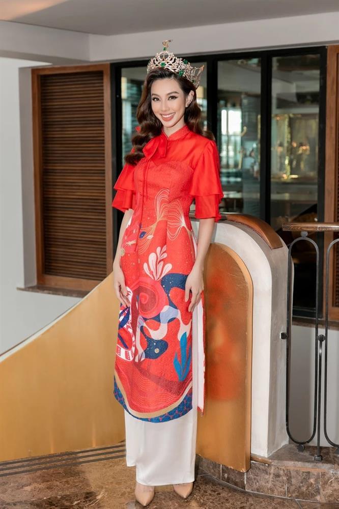 Loạt đầm màu sắc nhìn thôi đã thấy Tết của Thùy Tiên-2