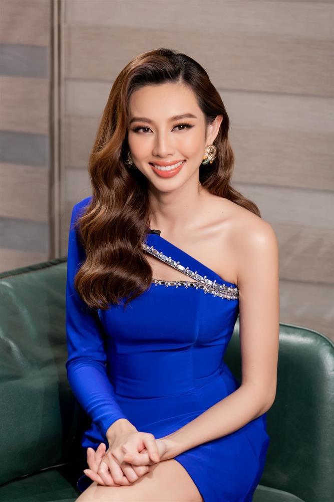 Loạt đầm màu sắc nhìn thôi đã thấy Tết của Thùy Tiên-6