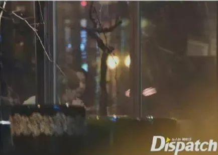 Hôn lễ Park Shin Hye vắng Lee Jong Suk, bí ẩn hẹn hò bị khơi-10