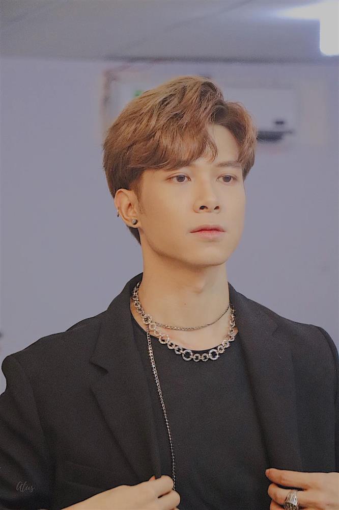 Bộ đôi Anh Tú đụng độ, một người nổi bật với visual đỉnh cao-5