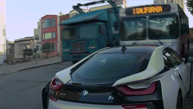 Ê-kíp Shang-Chi phá hỏng nhiều xe hơi khi ghi hình-1