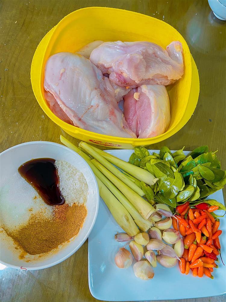 Làm khô gà lá chanh ngon lại dễ, thỏa cơn thèm ngày lạnh buốt-3