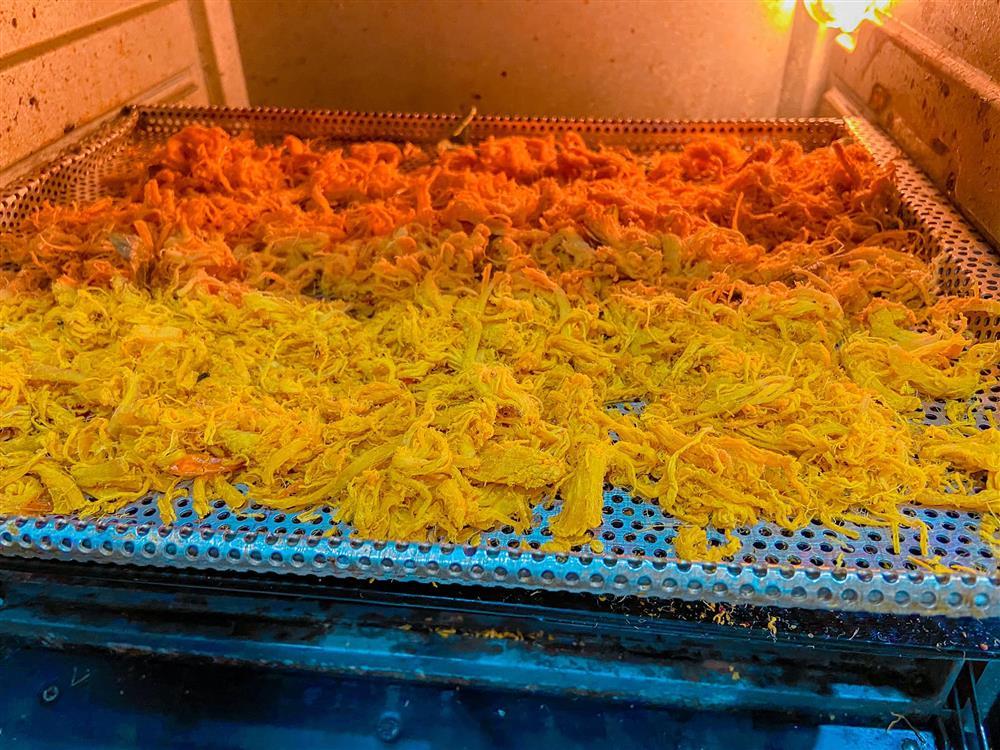 Làm khô gà lá chanh ngon lại dễ, thỏa cơn thèm ngày lạnh buốt-5