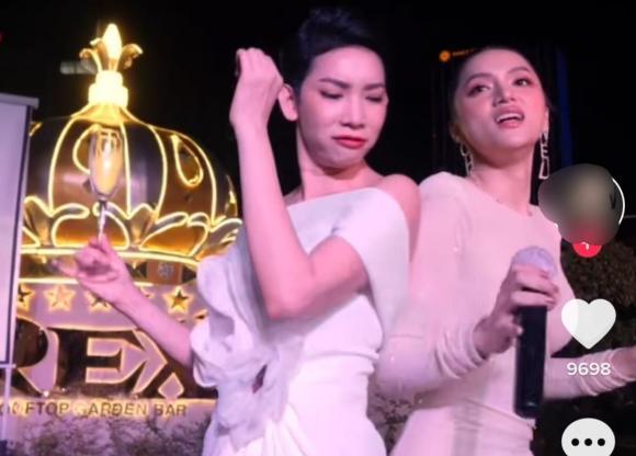 Rầm rộ clip Hà Anh bất ngờ bị Hương Giang và Xuân Lan cho ra rìa-1