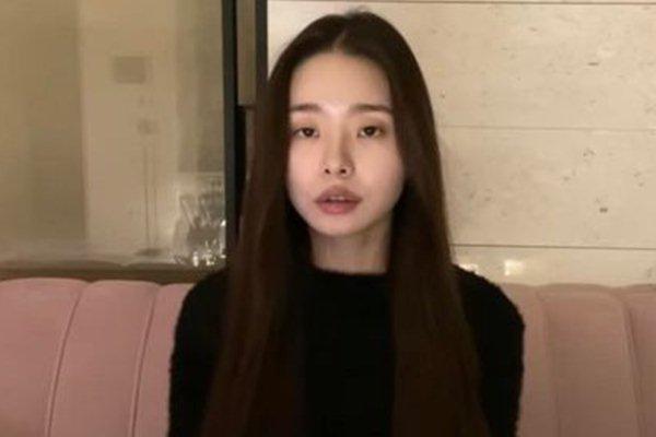 Bản sao Jennie bị bóc gia thế: Bố là chủ cơ sở mại dâm?-4