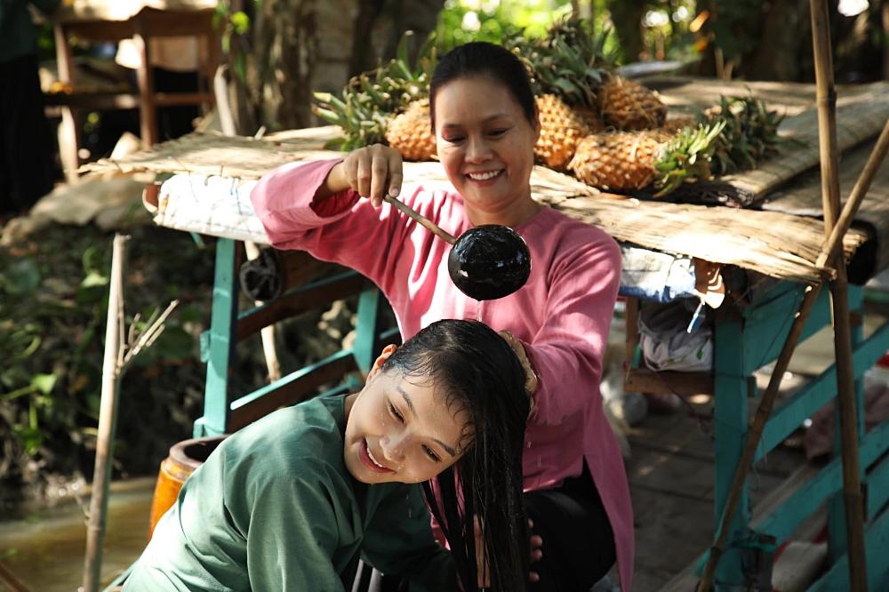 2 bà mẹ phim Việt ai cũng ước: Mẹ chồng yêu thương, mẹ nuôi chăm sóc-3