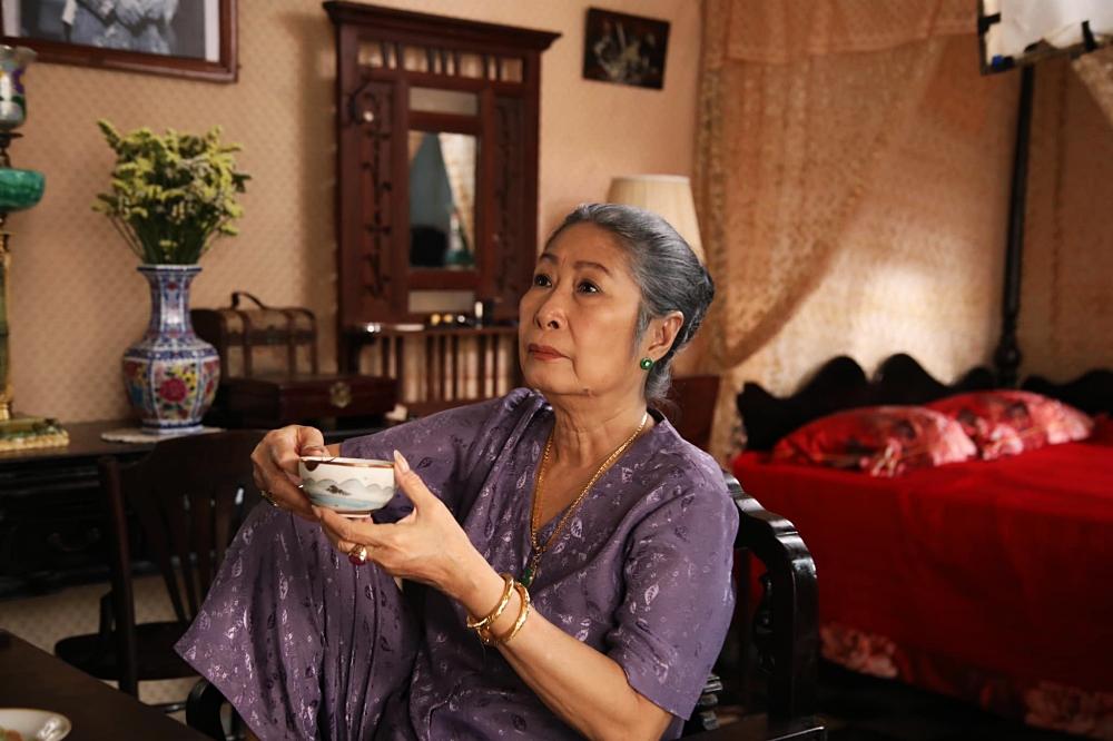 2 bà mẹ phim Việt ai cũng ước: Mẹ chồng yêu thương, mẹ nuôi chăm sóc-6