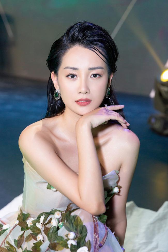 Hai nữ MC nổi tiếng từng bị đồn hẹn hò giờ ra sao?-2