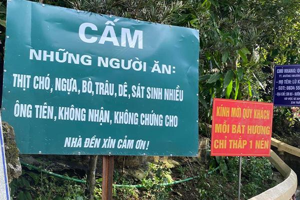 Tranh cái bảng cấm sát sinh nhiều ông Tiên của ngôi đền ở Lào Cai-2