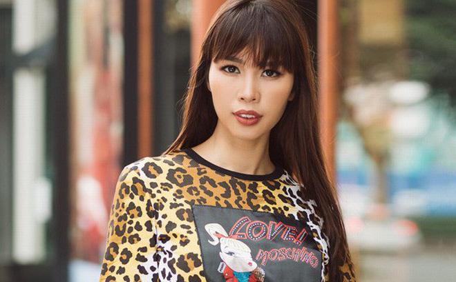 Mắt Hà Anh nhảy ra ngoài, đu trên điện thoại chỉ vì cái app dỏm-4