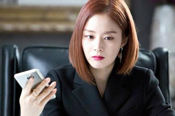 Chồng ngoại tình chối bay chối biến, vợ mở vali là sự thật phơi bày-4