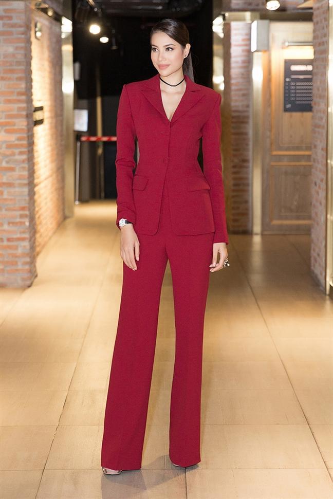 Học sao Việt mặc đồ đỏ chót như lì xì để cả năm may mắn-10