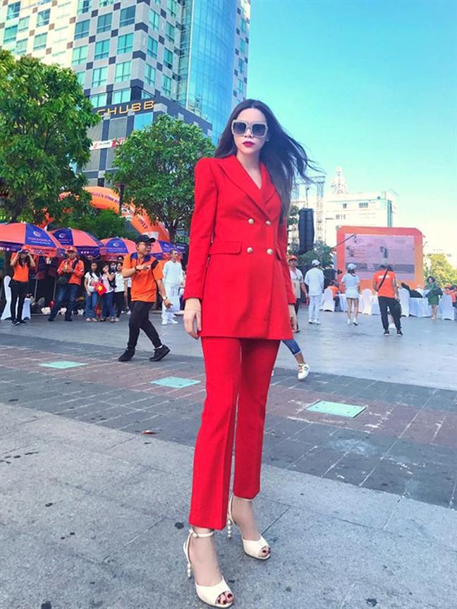 Học sao Việt mặc đồ đỏ chót như lì xì để cả năm may mắn-12