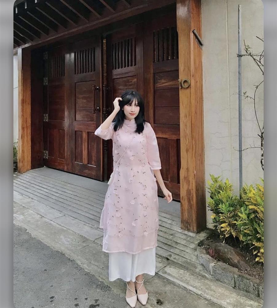 Những mẫu áo dài cách tân đáng sắm nhất Tết 2022-6