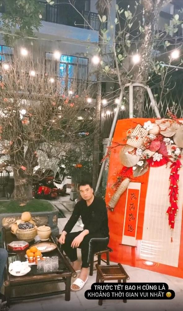 Á hậu lấy chồng đại gia dọn tủ đồ đón Tết như bãi chiến trường-2