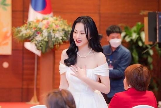 Phương Oanh từ chối danh xưng 'ngọc nữ'