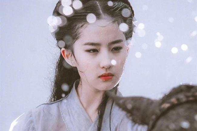 Đại mỹ nhân Trương Mẫn xuống sắc, mặt đơ cứng khó nhận-7