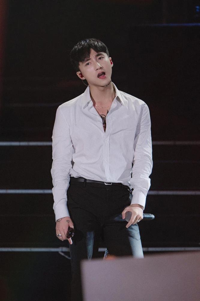 Cuộc đua tỉ view của Vpop: Sơn Tùng M-TP đè bẹp Đen Vâu-1