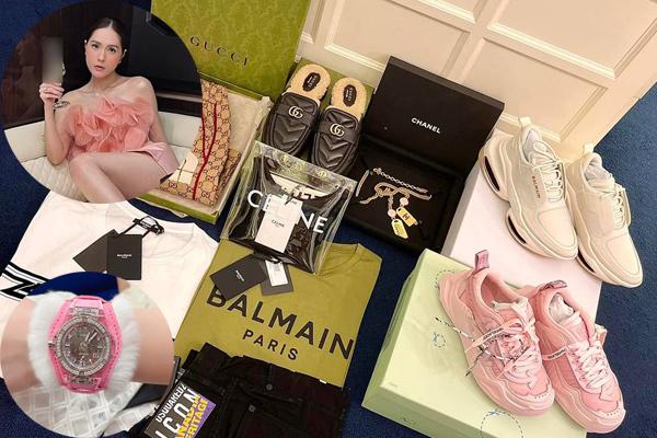 Shark Việt ngồi gói bánh chưng, lộ phòng thờ ngày Tết khủng-4