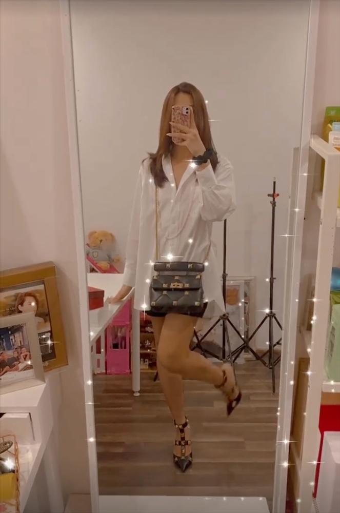 Đôi chân cực phẩm của Đào Bá Lộc ra sao qua cam thường?-8