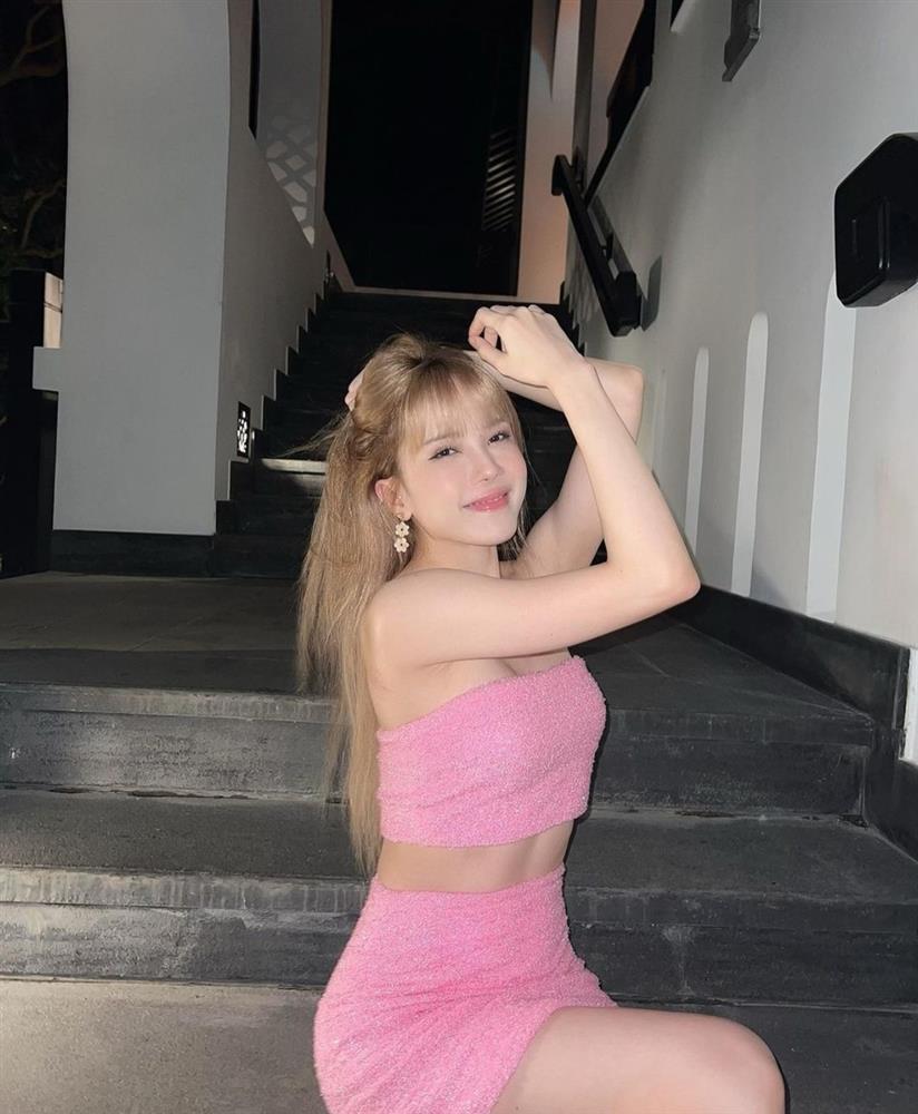 Thiều Bảo Trâm tươi tắn đón Tết khác hẳn 1 năm trước da bọc xương-2